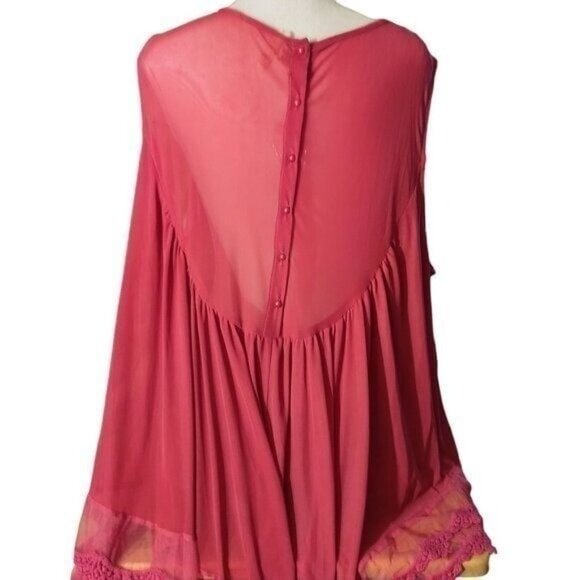 Boho Magenta Sleeveless Crochet Lace Tunic Top W/ Sheer Back - Picture 2 of 5